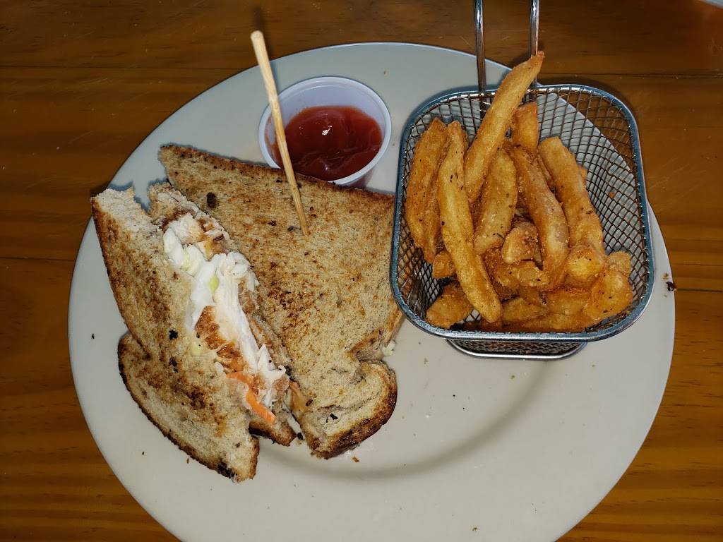 Fort Pierce Beach Resort | restaurant | 110 South Ocean Drive, Fort Pierce, FL 34949, USA | 7724037767 OR +1 772-403-7767