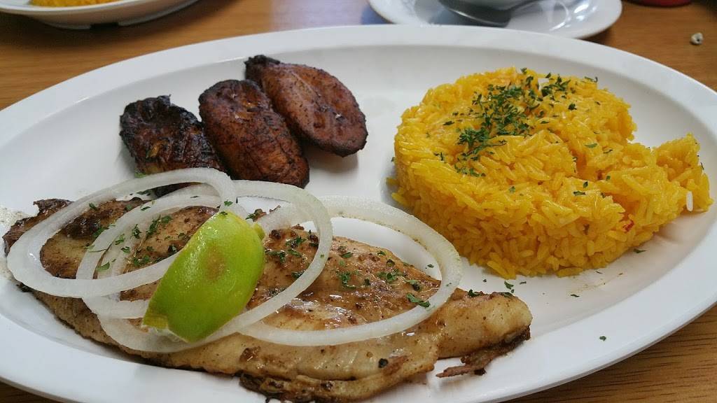Latin American Cafe | restaurant | 1427 NE 25th Ave, Ocala, FL 34470, USA | 3523512822 OR +1 352-351-2822