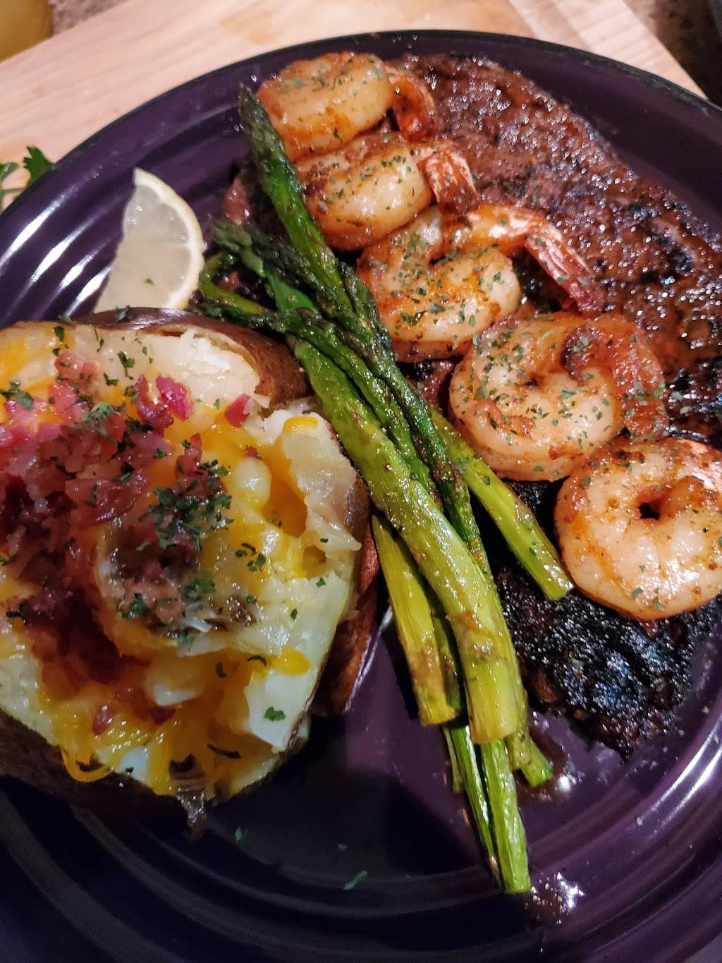 Exclusive Dining & Catering Co. | restaurant | 209 Main St, Biloxi, MS 39530, USA | 2283313395 OR +1 228-331-3395