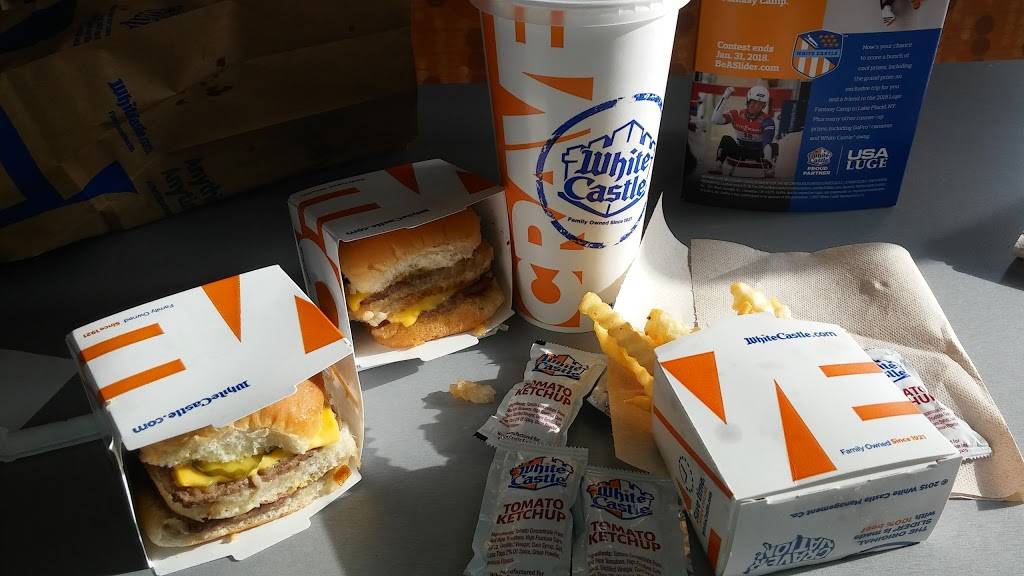 White Castle | restaurant | 6901 Pendleton Pike, Indianapolis, IN 46226, USA | 3175456564 OR +1 317-545-6564