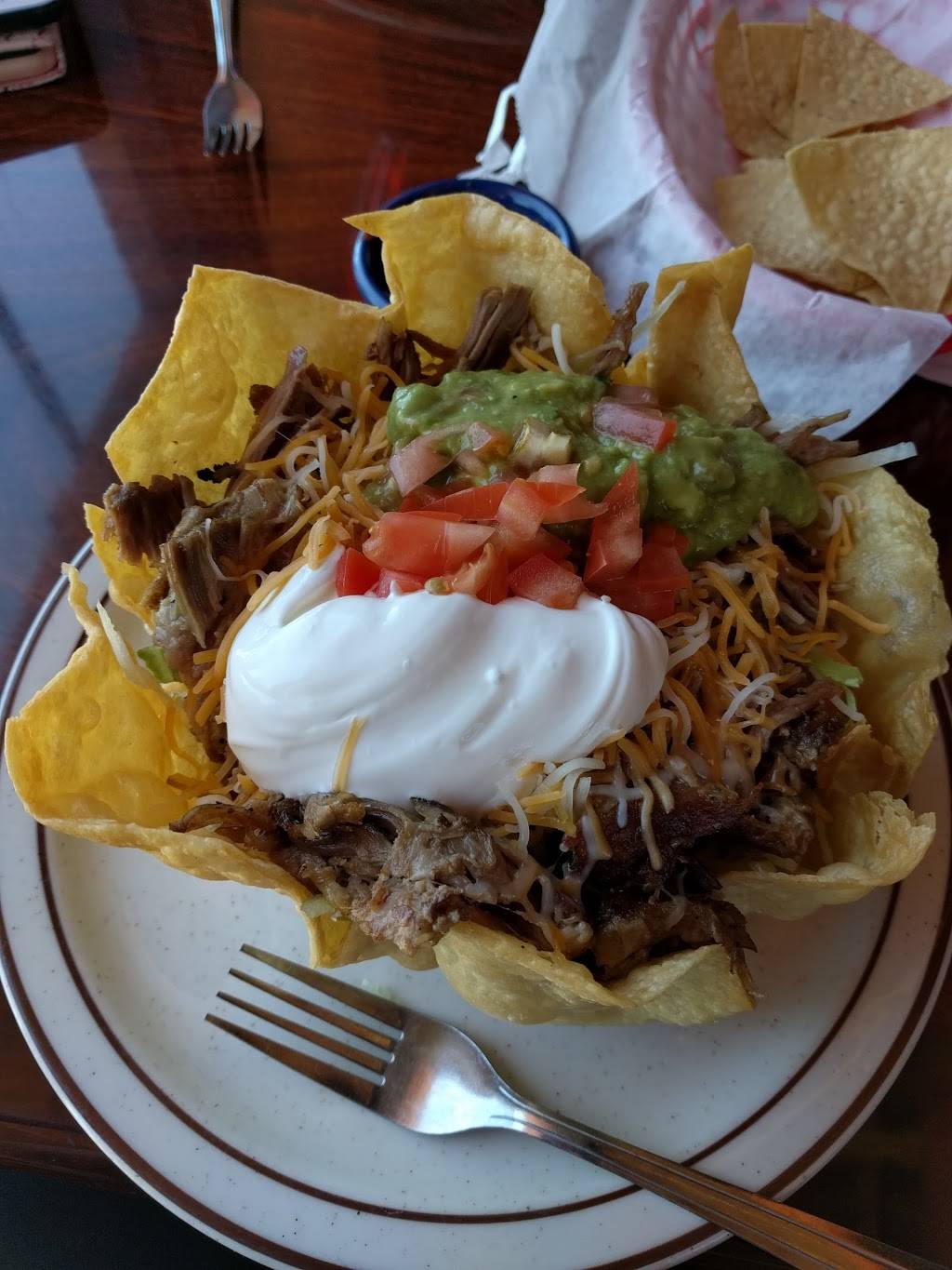 EL Ranchero | restaurant | 16155 Sierra Lakes Pkwy #100, Fontana, CA 92336, USA | 9098228101 OR +1 909-822-8101