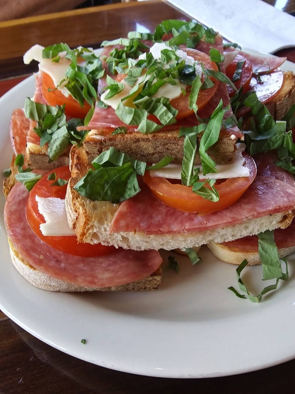 Transfer Pizzeria Café | cafe | 101 W Mitchell St, Milwaukee, WI 53204, USA | 4147630438 OR +1 414-763-0438