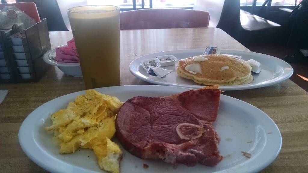 Hobo Hut | restaurant | 1356 State Rd 46, Batesville, IN 47006, USA | 8129345010 OR +1 812-934-5010