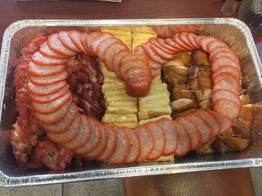 Superpig Chinese BBQ Restaurant | restaurant | 50 Bur Oak Ave Bldg #6, Markham, ON L6C 0A2, Canada | 9058871388 OR +1 905-887-1388