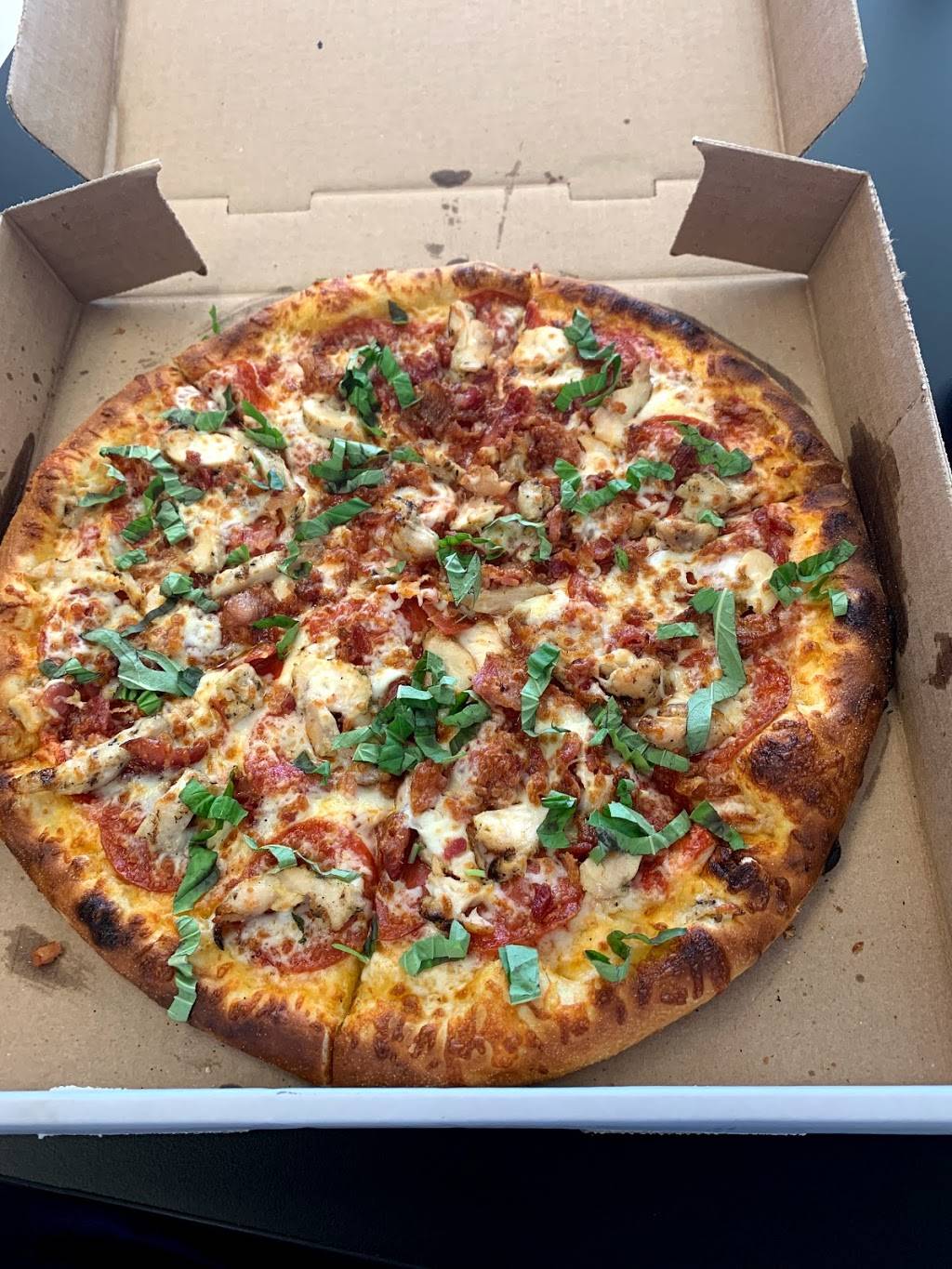 Wallys Italian Eatery | restaurant | 1801 Dundas St E #25, Whitby, ON L1N 7C5, Canada | 9057201414 OR +1 905-720-1414