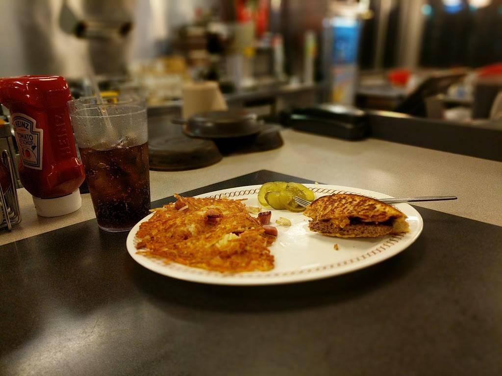 Waffle House | meal takeaway | 1501 W Fairmont Pkwy, La Porte, TX 77571, USA | 2818428081 OR +1 281-842-8081