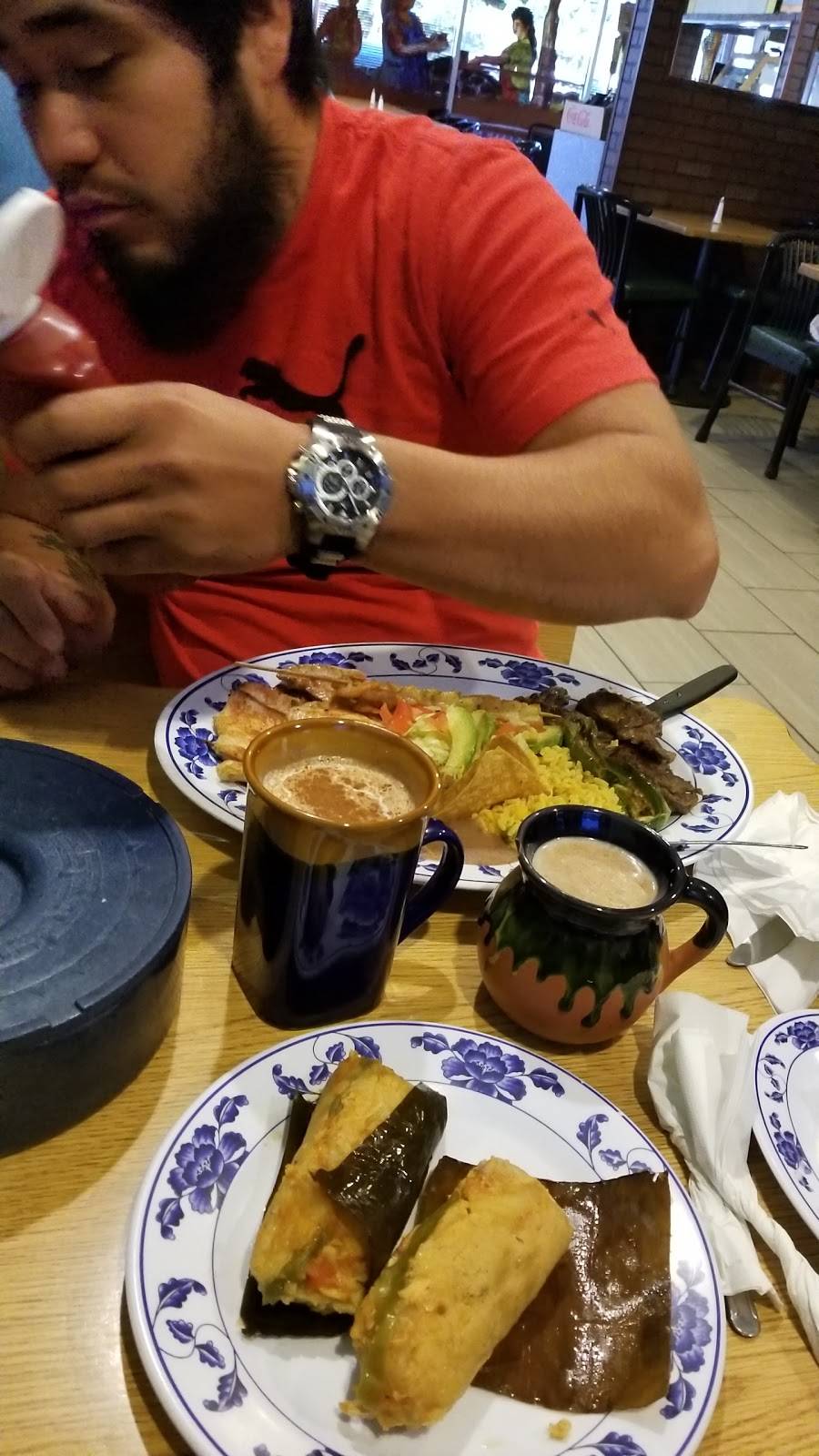 Sabor Salvadoreno | restaurant | 3460 SW 185th Ave, Beaverton, OR 97006, USA | 5033562376 OR +1 503-356-2376