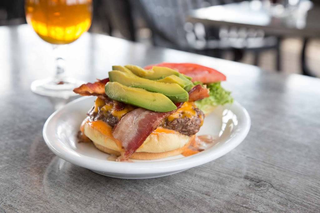 Pinocchios Restaurant | meal delivery | 131 E Baltimore Ave, Media, PA 19063, USA | 6105667767 OR +1 610-566-7767