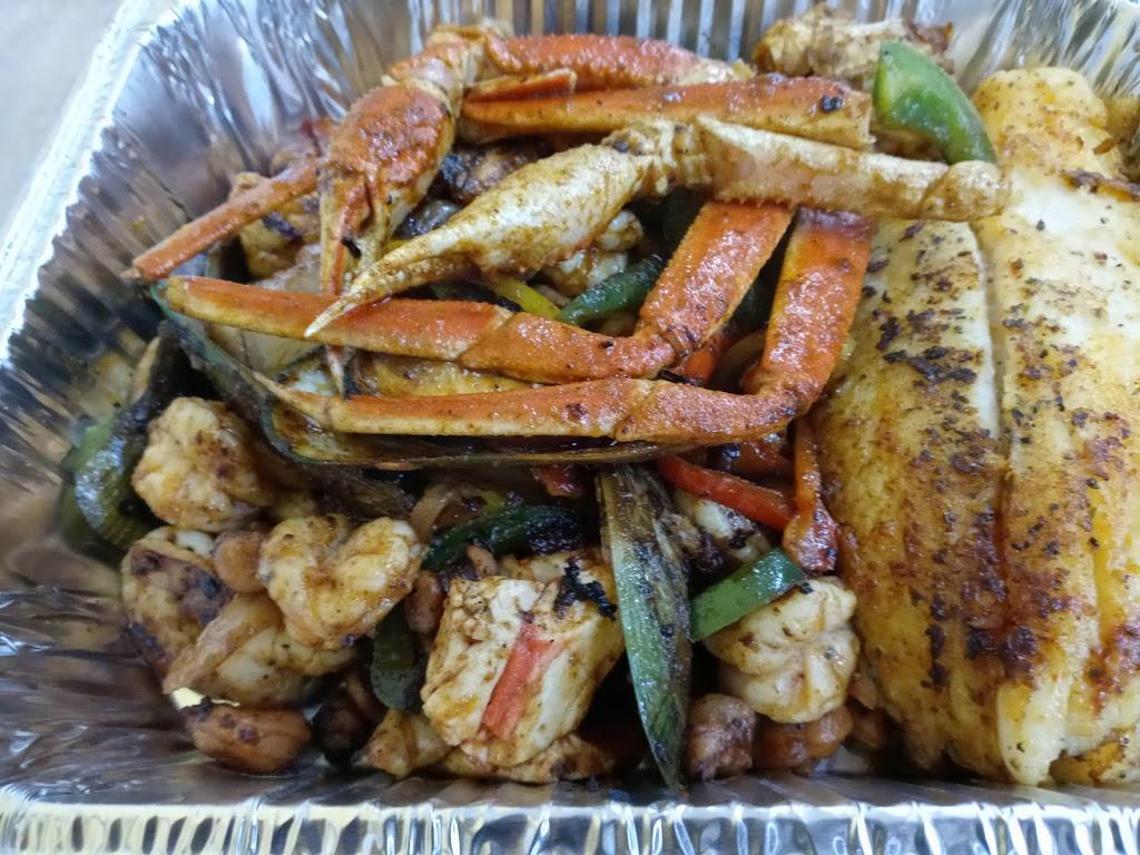 La Fondita | restaurant | 154 W Market St, Salinas, CA 93901, USA | 8319755856 OR +1 831-975-5856