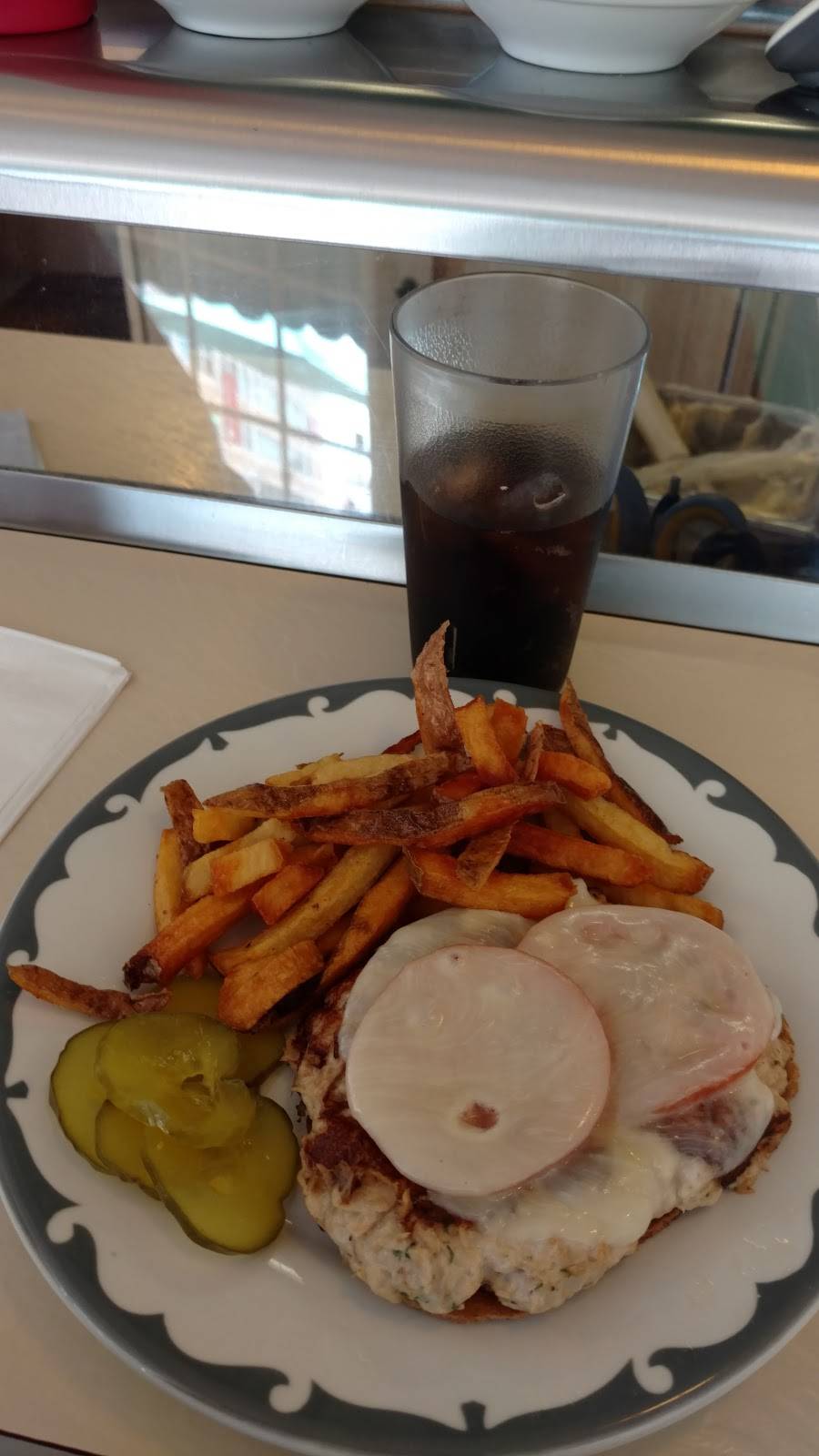 Paulines Soups | restaurant | 501 Penn St, Reading, PA 19601, USA | 6103756055 OR +1 610-375-6055