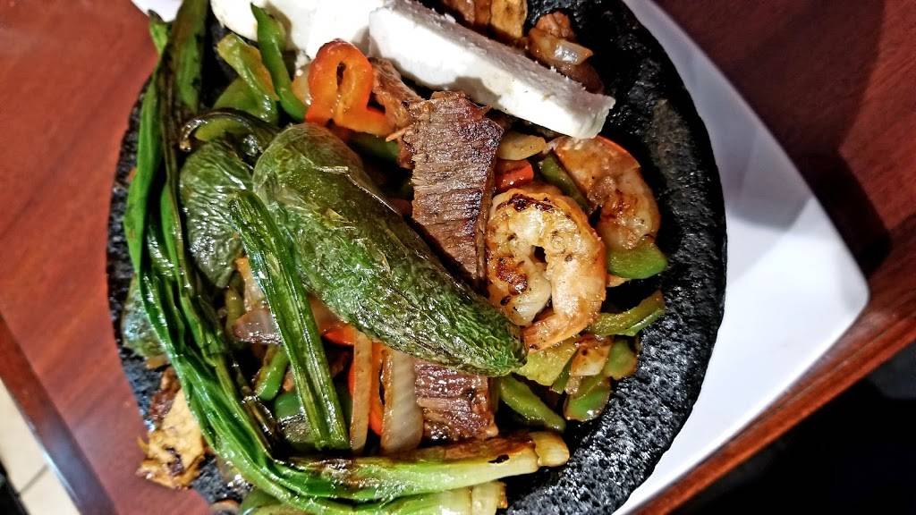 Mariscos El Malecón | restaurant | 769 W A St, Hayward, CA 94541, USA | 5107841021 OR +1 510-784-1021