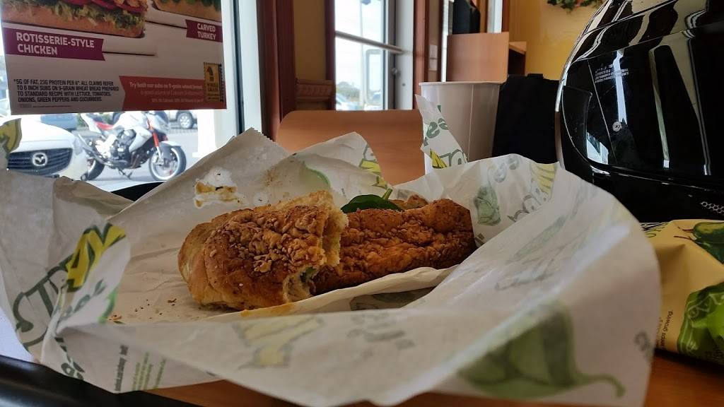 Subway Restaurants | restaurant | 2515-C S Croatan Hwy, Nags Head, NC 27959, USA | 2524802575 OR +1 252-480-2575