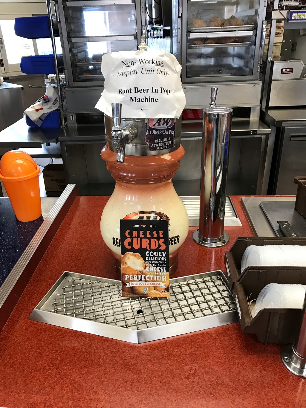 A&W Restaurant | restaurant | 3401 E 10th St, Sioux Falls, SD 57103, USA | 6053361710 OR +1 605-336-1710