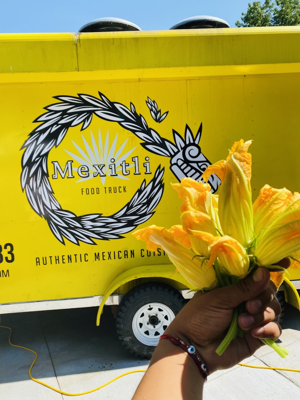 Mexitli food truck | restaurant | 1217 S 13th St, Omaha, NE 68108, USA | 4025911983 OR +1 402-591-1983