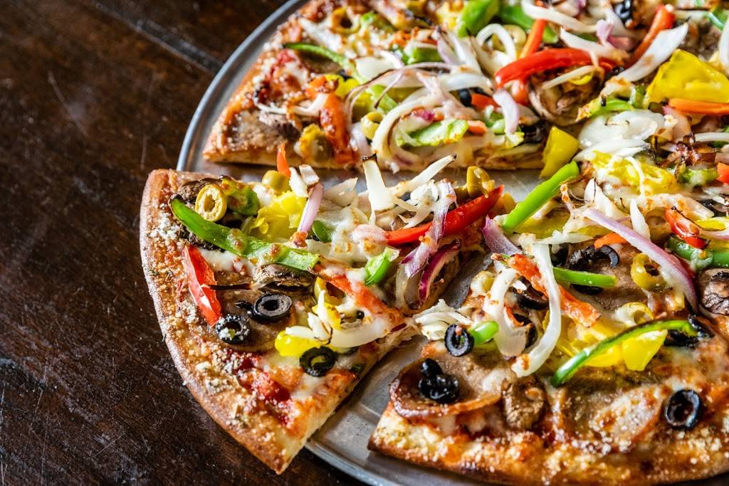 Basil Pizza & Bar | night club | 1101 Dunston Ave, Birmingham, AL 35213, USA | 2052244465 OR +1 205-224-4465