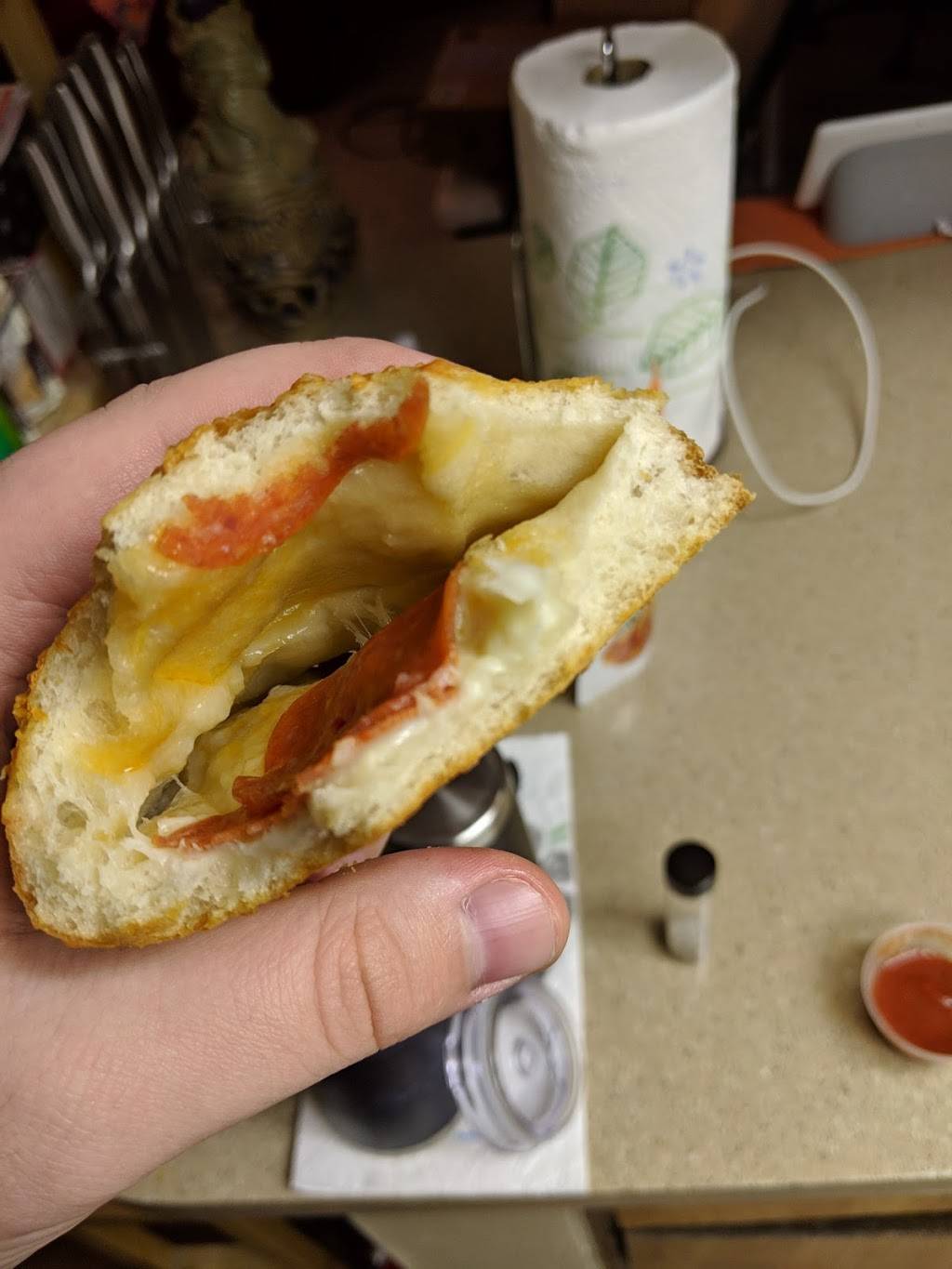 Pizza Hut | meal takeaway | 901 S Kings Dr, Charlotte, NC 28204, USA | 7043777006 OR +1 704-377-7006