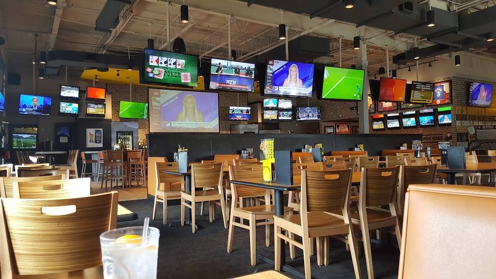 Buffalo Wild Wings | restaurant | 1887 Pulaski Hwy, Bear, DE 19701, USA | 3028323900 OR +1 302-832-3900