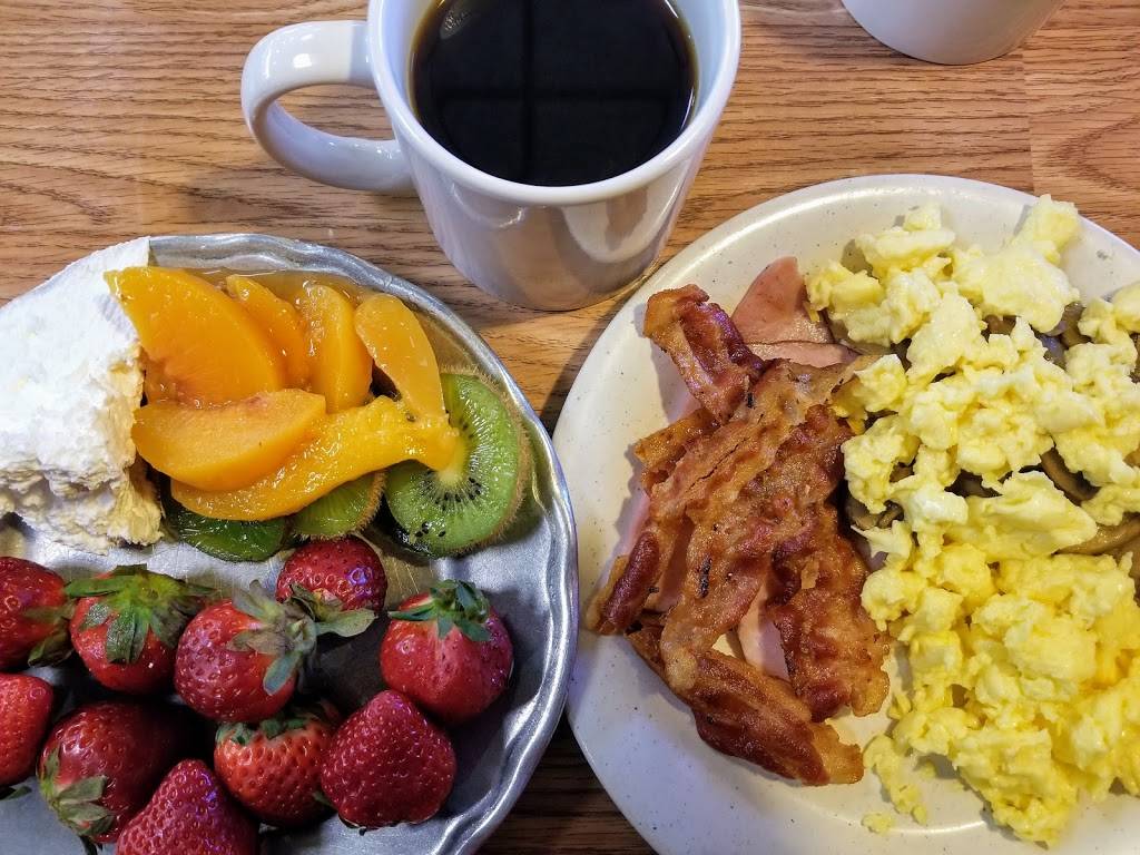 Shoneys Belle | restaurant | 2700 E Dupont Ave, Belle, WV 25015, USA | 3049494475 OR +1 304-949-4475