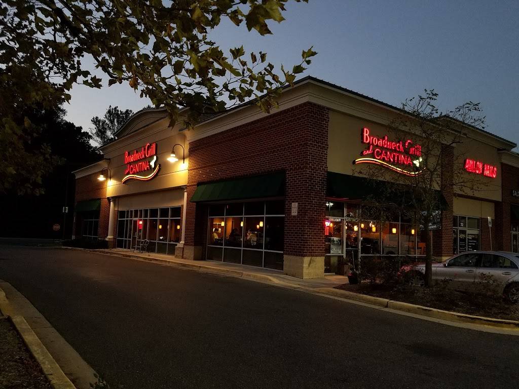 Broadneck Grill | restaurant | 74 Central Ave, Edgewater, MD 21037, USA | 4109563366 OR +1 410-956-3366