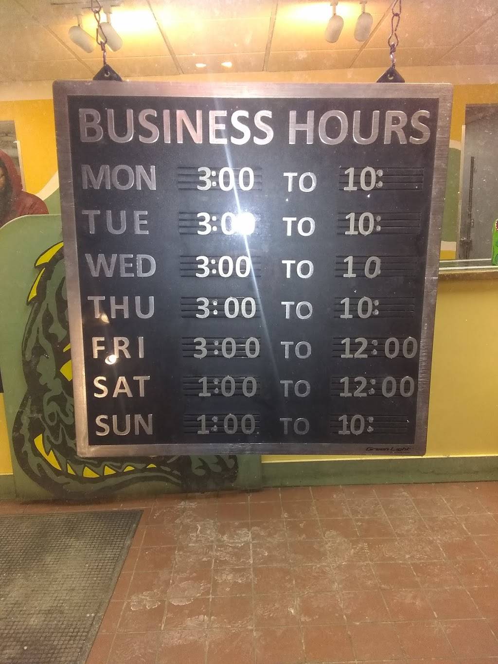 Crazy Gator Pizza | restaurant | 1850 N Milford Rd, Highland, MI 48357, USA | 2488871140 OR +1 248-887-1140