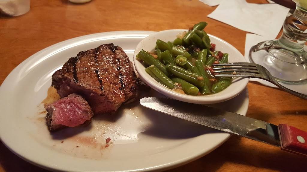 Texas Roadhouse | restaurant | 12950 Publishers Dr, Fishers, IN 46038, USA | 3175855020 OR +1 317-585-5020