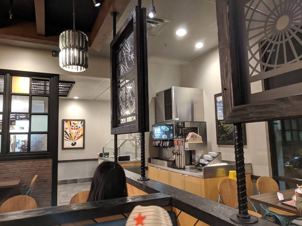 El Pollo Loco | restaurant | 2480 River Rd, Norco, CA 92860, USA | 9517390784 OR +1 951-739-0784