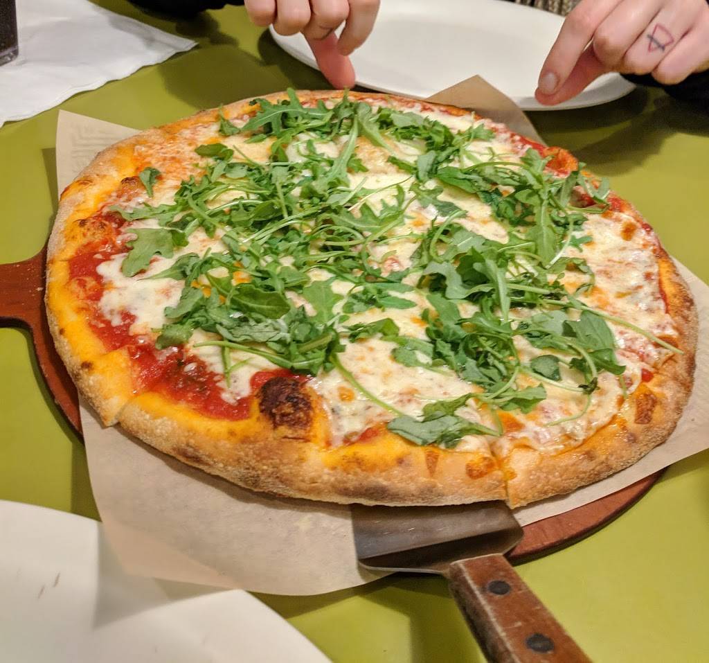 Flippers Pizzeria | meal delivery | 80 W Grant St, Orlando, FL 32806, USA | 4074255995 OR +1 407-425-5995