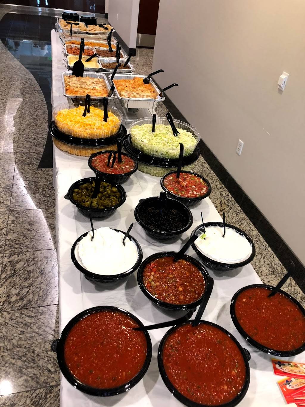 Salsa Leedos Méxican Grill | restaurant | 13298 S Market Center Dr, Riverton, UT 84065, USA | 8015658818 OR +1 801-565-8818