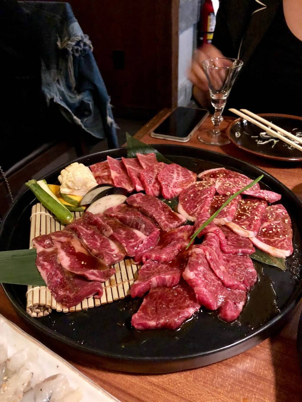 Manpuku Japanese Yakiniku Dining | restaurant | 8486 W 3rd St, West Hollywood, CA 90048, USA | 3238475061 OR +1 323-847-5061