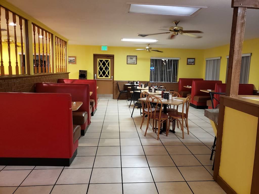 Johnny Cakes & Steaks Homestyle Restaurant | restaurant | 859 US Hwy 41 S, Inverness, FL 34450, USA | 3527653326 OR +1 352-765-3326