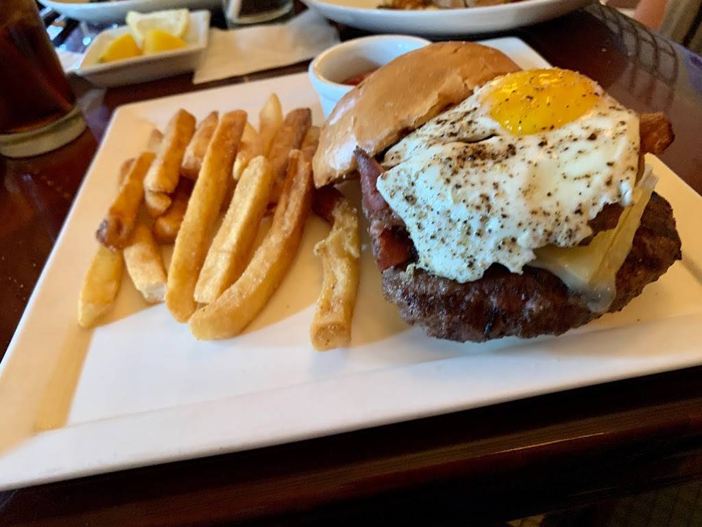 The Hollywood Brown Derby | restaurant | 351 South Studio Dr N, Orlando, FL 32830, USA | 4079393463 OR +1 407-939-3463