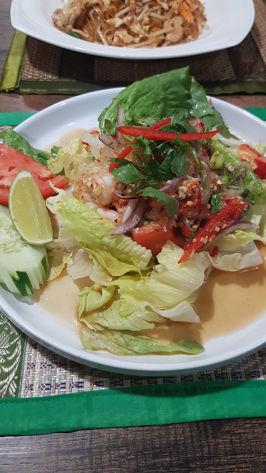 TupTim Thai | restaurant | 250 Golden Isles Pkwy, Brunswick, GA 31525, USA | 9122758013 OR +1 912-275-8013