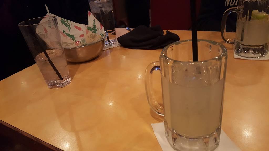 Jose Peppers Mexican Restaurant | restaurant | 6870 Johnson Dr, Mission, KS 66202, USA | 9133847360 OR +1 913-384-7360