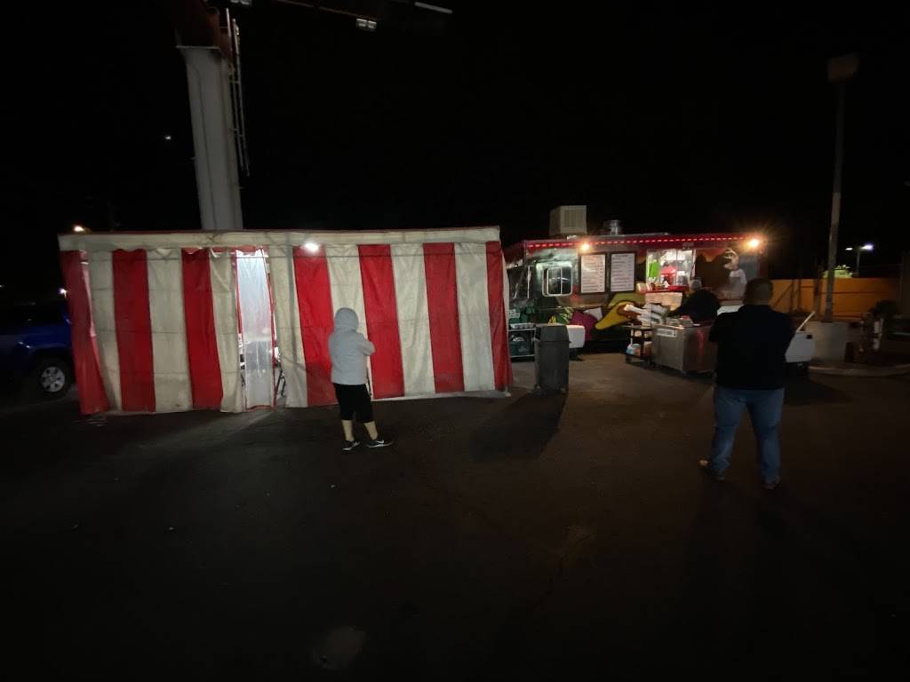 Guillermos tacos y hotdogs | restaurant | 8302 W Indian School Rd, Phoenix, AZ 85037, USA | 6024862562 OR +1 602-486-2562