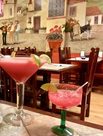La Margarita | restaurant | 2713 S Calhoun St, Fort Wayne, IN 46807, USA | 2604565857 OR +1 260-456-5857