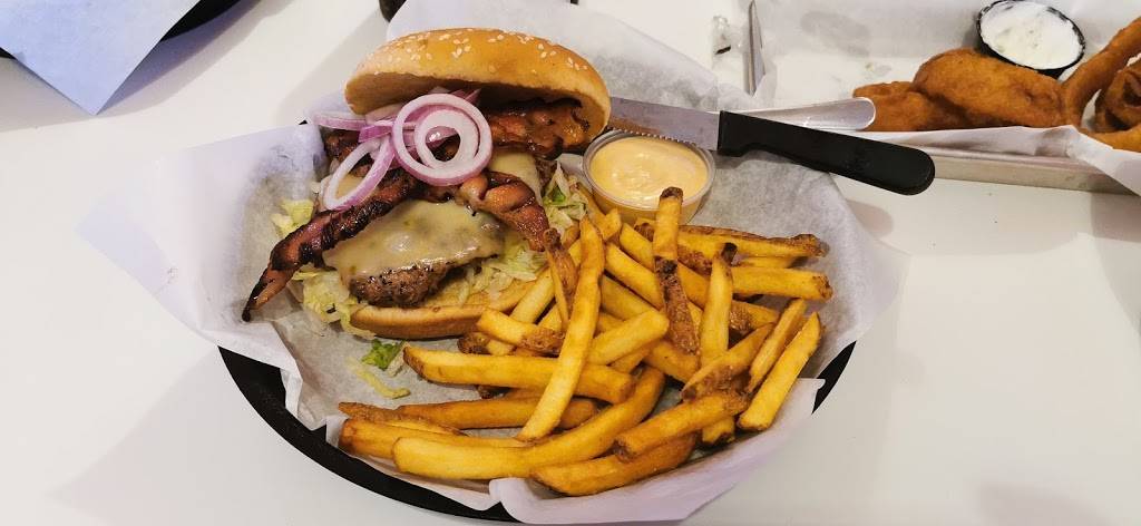 Lehne Burger # Cape Coral | restaurant | 1232 Cape Coral Pkwy E, Cape Coral, FL 33904, USA | 2393477115 OR +1 239-347-7115