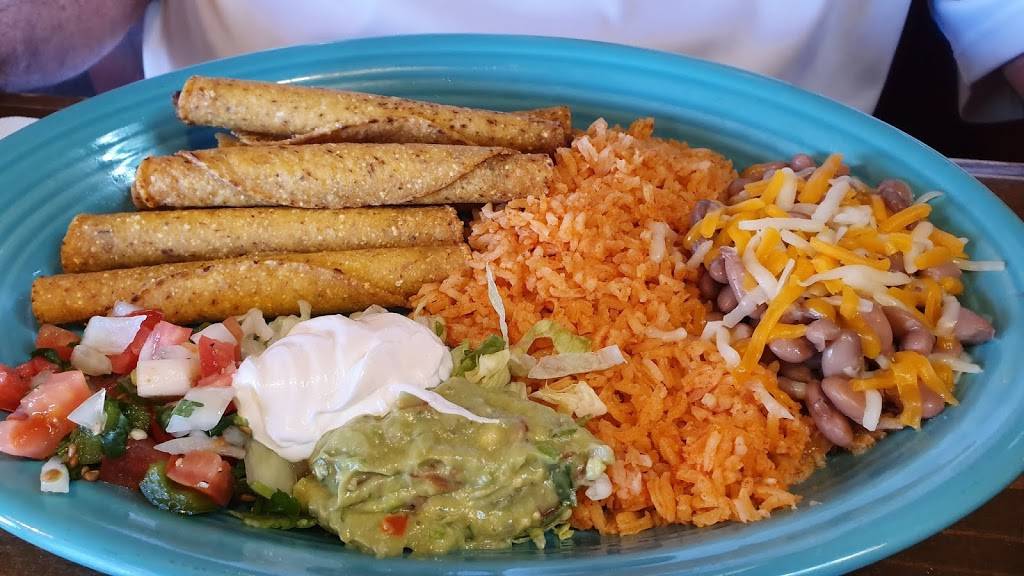 Colina De Oro | restaurant | 17810 CA-49, Plymouth, CA 95669, USA | 2092453278 OR +1 209-245-3278