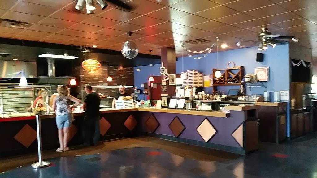 La Festa Brick & Brew | restaurant | 300 Central Ave, Dover, NH 03820, USA | 6037434100 OR +1 603-743-4100