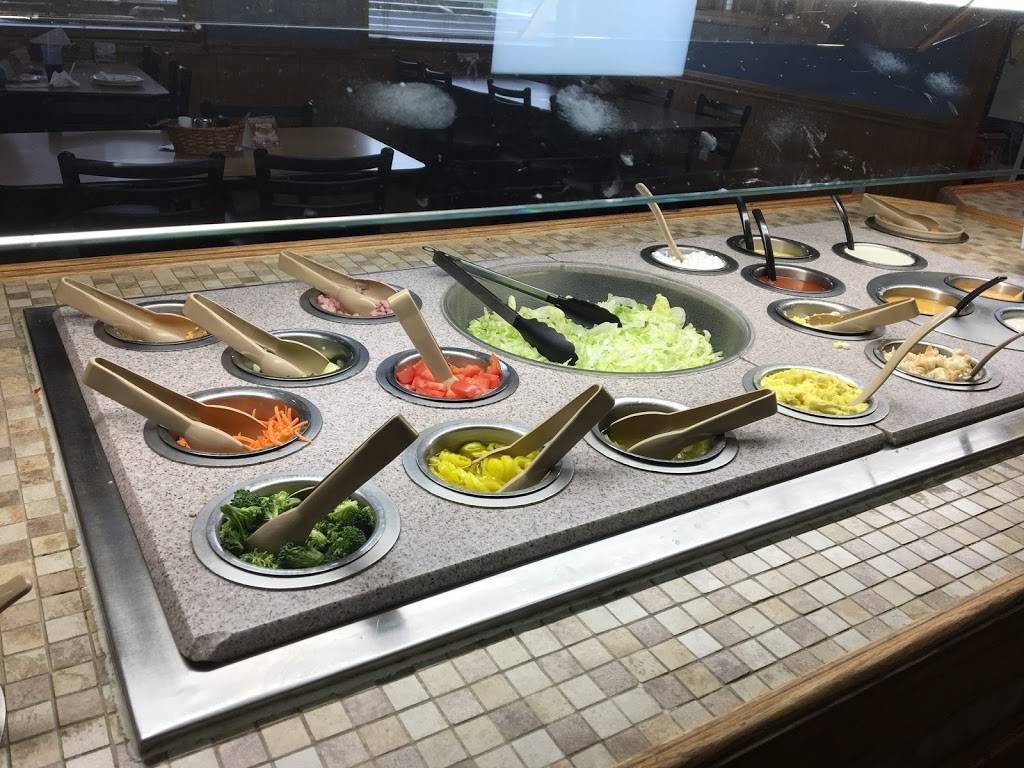 Pizza Plus | restaurant | 2002 US-321, Parrottsville, TN 37843, USA | 4236234343 OR +1 423-623-4343