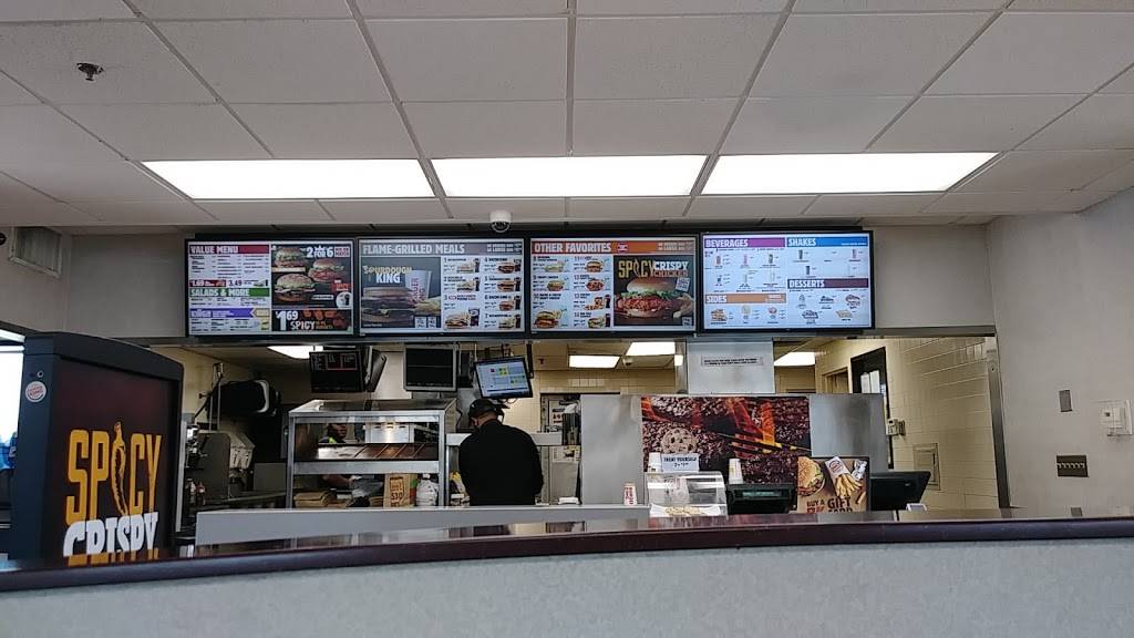 Burger King | restaurant | 755 Page Blvd, Springfield, MA 01104, USA | 4137332789 OR +1 413-733-2789