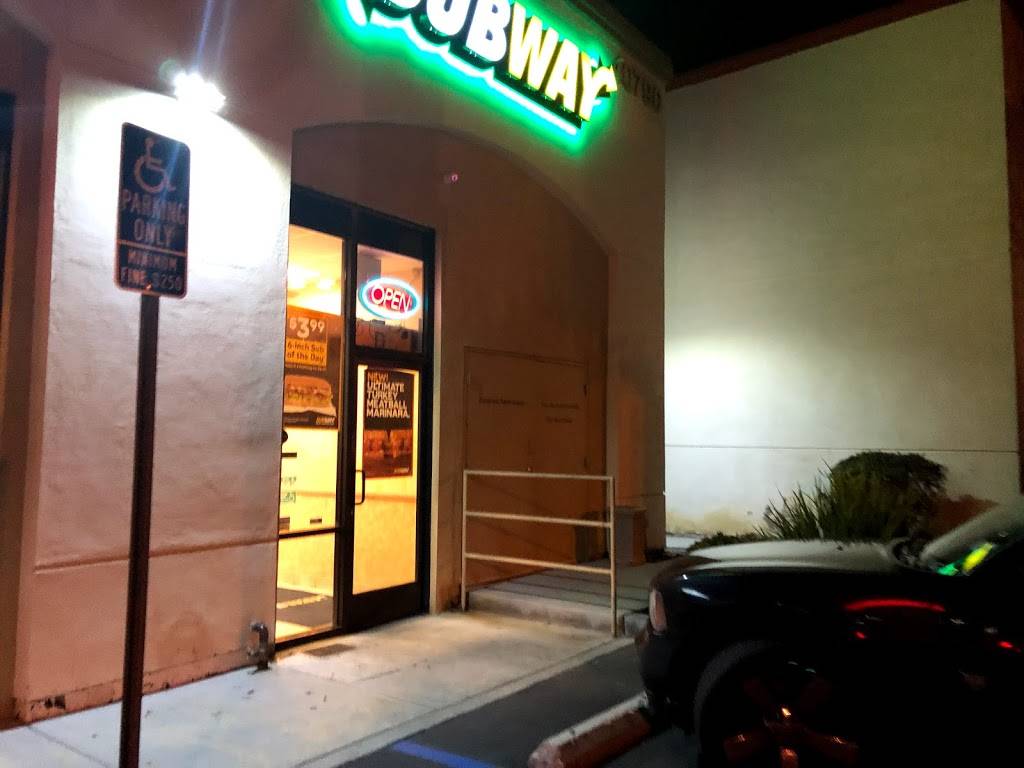 Subway | restaurant | 40790 California Oaks Rd Suite D, Murrieta, CA 92562, USA | 9516008177 OR +1 951-600-8177