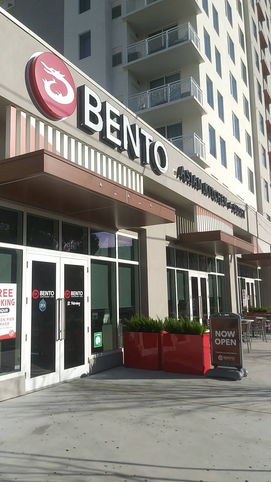 Bento Asian Kitchen + Sushi | restaurant | 320 3rd St S, St. Petersburg, FL 33701, USA | 7273175533 OR +1 727-317-5533