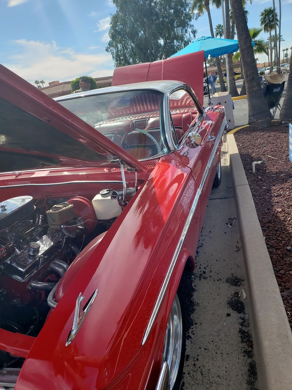 Apache Wells Country Club | restaurant | 5601 E Hermosa Vista Dr, Mesa, AZ 85215, USA | 4808304725 OR +1 480-830-4725