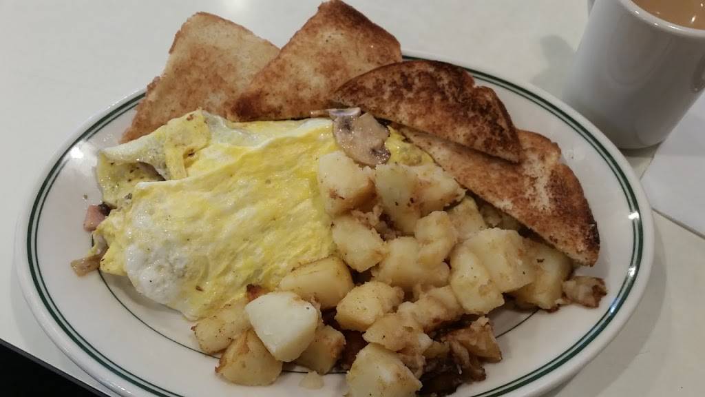 Russs | restaurant | 5 Rimmon Ave, Springfield, MA 01107, USA | 4137369754 OR +1 413-736-9754