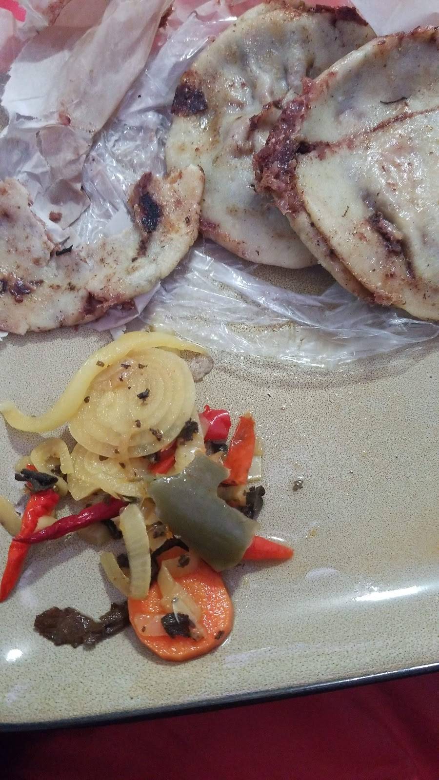 Tu Ranchito | cafe | 3300 E 4th Ave, Hialeah, FL 33013, USA | 3058870098 OR +1 305-887-0098