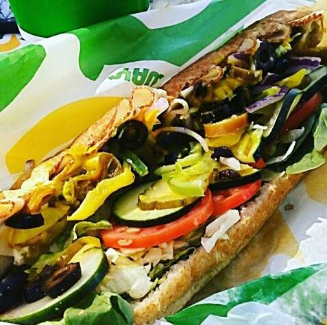 Subway Restaurants | restaurant | 1813 S Mooney Blvd, Visalia, CA 93277, USA | 5597397547 OR +1 559-739-7547