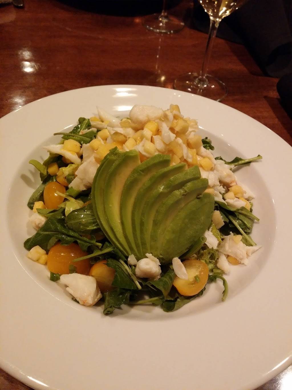 McKays | restaurant | 3540 S Figueroa St, Los Angeles, CA 90007, USA | 2137434111 OR +1 213-743-4111