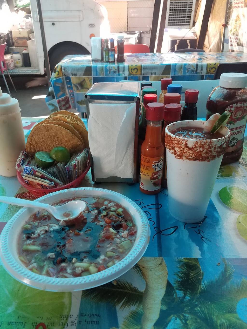 Mariscos La Palapa | restaurant | 1417 N 27th Ave, Phoenix, AZ 85009, USA | 6232970376 OR +1 623-297-0376
