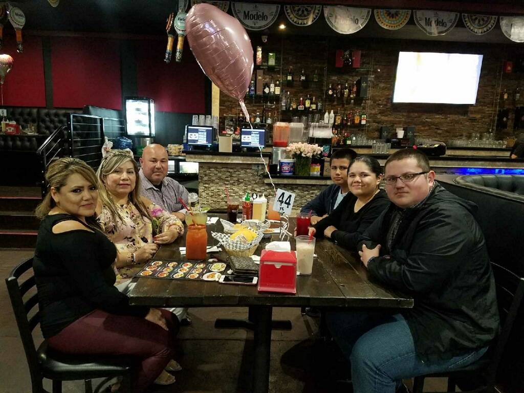 Culichi Town Del Lounge | restaurant | 1160 N Kraemer Blvd, Anaheim, CA 92806, USA | 7146037076 OR +1 714-603-7076