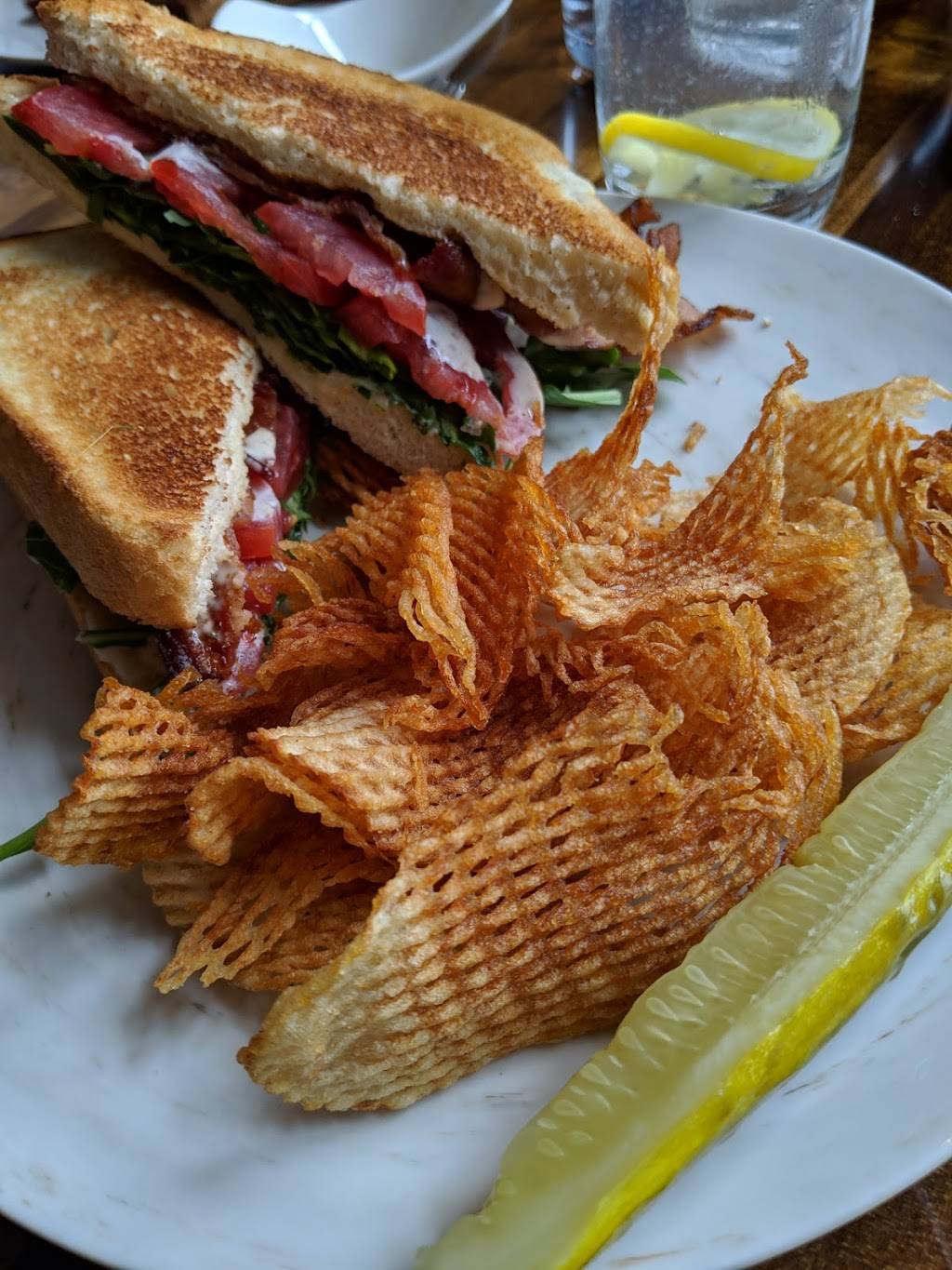 SELECT - Greer | restaurant | 112 Trade St, Greer, SC 29651, USA | 8645512264 OR +1 864-551-2264